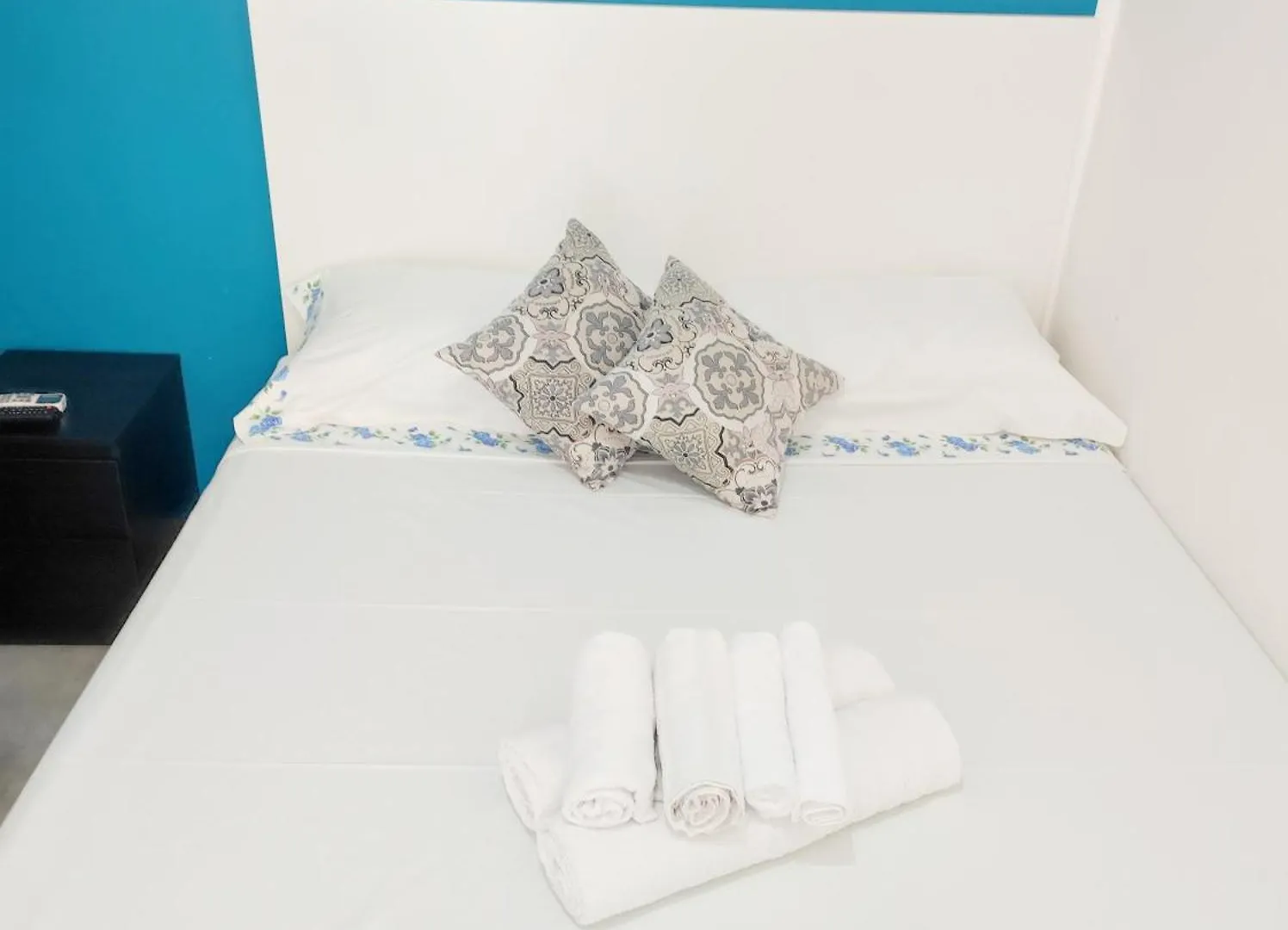 Marina Room Catania 0*,